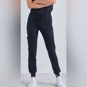 FOLDS WEAR Jogger-Style Scrub Pant (x2 pairs)